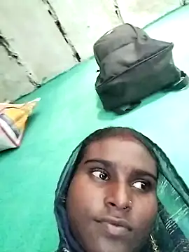 Big Lovexx online show from 11.18.25