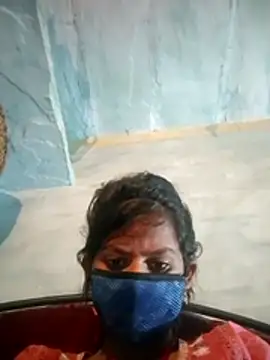 Snapshot of Kiranti_hot chatting on 11.19.25 Kiranti hot online show from 11.19.25