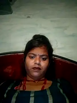 Snapshot of Kiranti_hot chatting on 11.25.25 Kiranti hot online show from 11.25.25