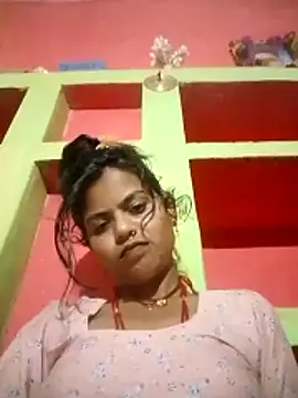 Snapshot of Kiranti_hot chatting on 12.01.25 Kiranti hot online show from 12.01.25