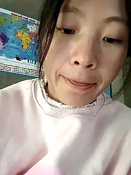 Snapshot of Micky_baby chatting on 11.22.25 Micky baby online show from 11.22.25