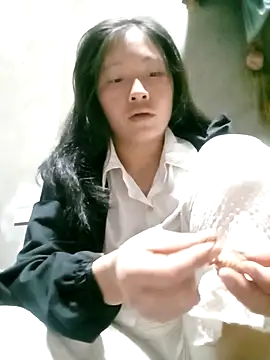 Snapshot of Micky_baby chatting on 12.03.25 Micky baby online show from 12.03.25