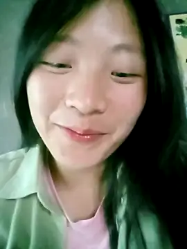 Snapshot of Micky_baby chatting on 12.23.25 Micky baby online show from 12.23.25