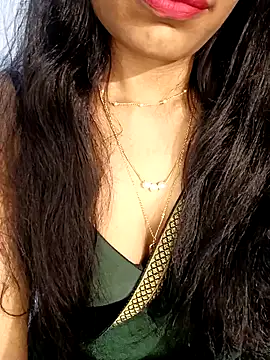 Snapshot of Angelic_Princess chatting on 11.28.25 Angelic Princess online show from 11.28.25