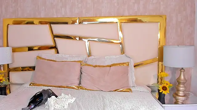 Snapshot of JacobRusso chatting on 12.22.25 JacobRusso online show from 12.22.25