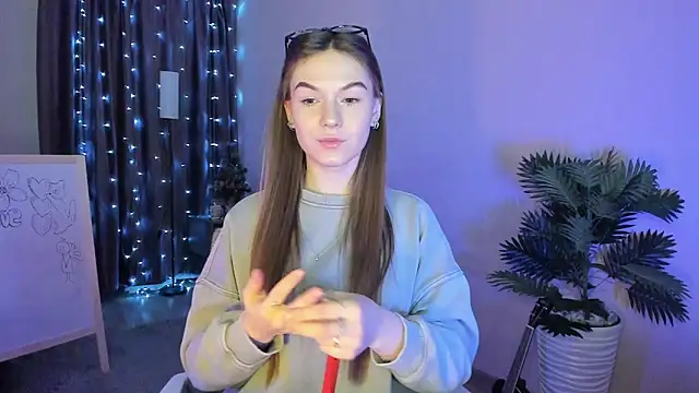 Snapshot of luna_lust_212 chatting on 02.13.26 luna lust 212 online show from 02.13.26