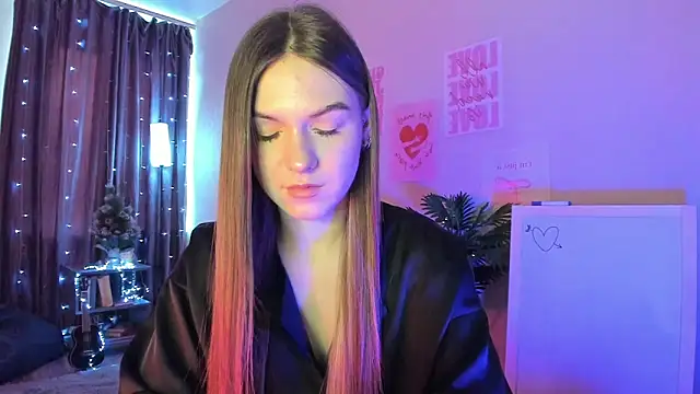 Snapshot of luna_lust_212 chatting on 03.16.26 luna lust 212 online show from 03.16.26