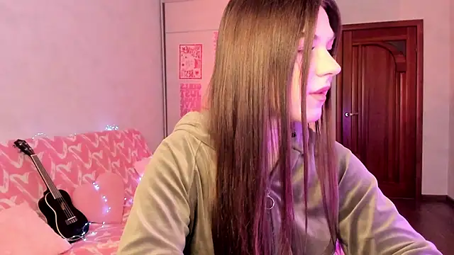 luna lust 212 online show from 05.03.26