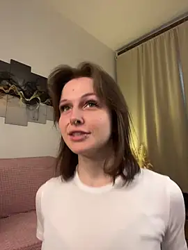 Shy Vivi online show from 05.30.26