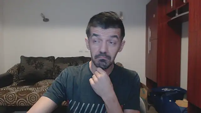 Snapshot of Dale_E chatting on 12.14.24 Dale E online show from 12.14.24