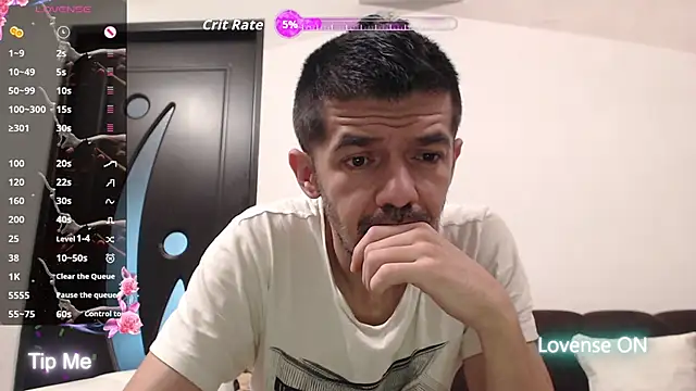 Snapshot of Dale_E chatting on 11.24.25 Dale E online show from 11.24.25