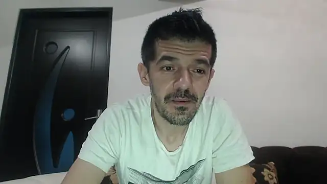 Snapshot of Dale_E chatting on 12.02.25 Dale E online show from 12.02.25