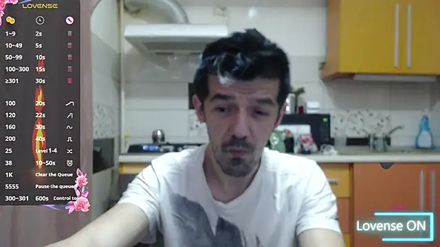 Snapshot of Dale_E chatting on 12.14.25 Dale E online show from 12.14.25