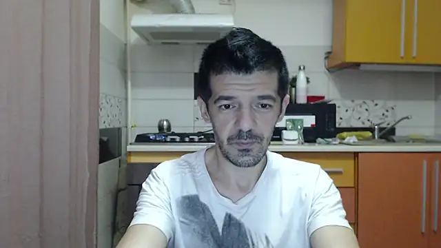 Snapshot of Dale_E chatting on 12.16.25 Dale E online show from 12.16.25