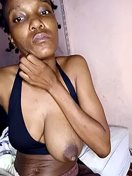 Snapshot of Beverlygurlx6 chatting on 03.13.26 Beverlygurlx6 online show from 03.13.26