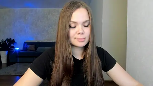 Kira love 81 online show from 05.10.26
