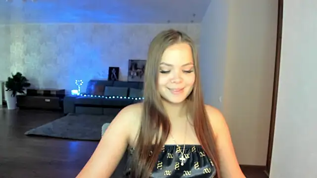 Snapshot of Kira_love_81 chatting on 07.07.26 Kira love 81 online show from 07.07.26