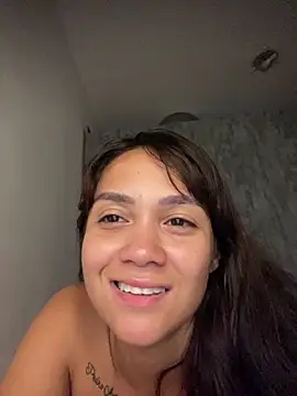 Snapshot of carolsapequinha chatting on 05.16.26 carolsapequinha online show from 05.16.26