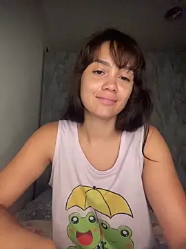Snapshot of carolsapequinha chatting on 05.18.26 carolsapequinha online show from 05.18.26