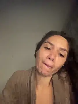 Snapshot of carolsapequinha chatting on 06.18.26 carolsapequinha online show from 06.18.26