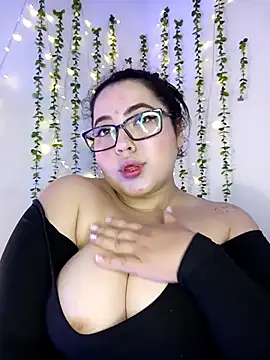 Snapshot of Sweety_chloe chatting on 02.25.26 Sweety chloe online show from 02.25.26