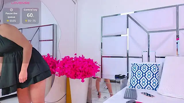 Snapshot of VeronicaSttar chatting on 01.19.26 VeronicaSttar online show from 01.19.26