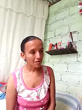 Snapshot of SindyHans chatting on 12.02.25 SindyHans online show from 12.02.25