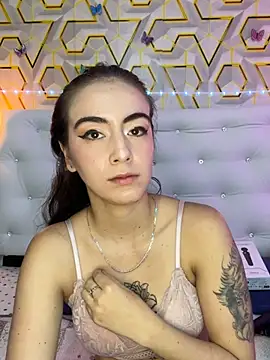 Snapshot of MelanyyJhonson15 chatting on 05.08.26 MelanyyJhonson15 online show from 05.08.26