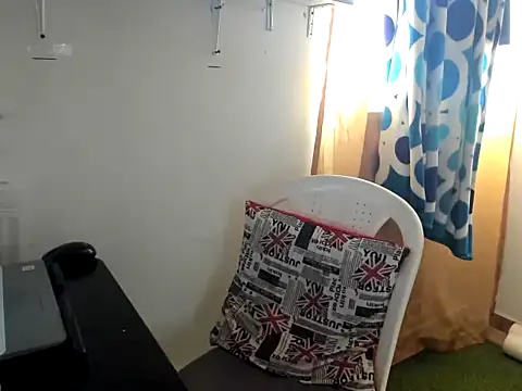 Snapshot of caroline_47 chatting on 01.12.26 caroline 47 online show from 01.12.26