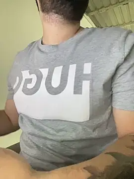 julianlondo111 online show from 12.19.25