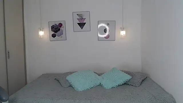 selene rouse  online show from 04.29.26