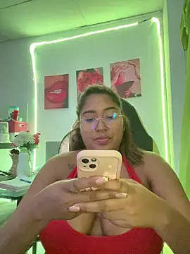 morena-2025 online show from 05.28.26