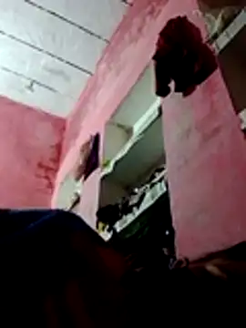 Snapshot of Bigg_bhabi chatting on 11.22.25 Bigg bhabi online show from 11.22.25