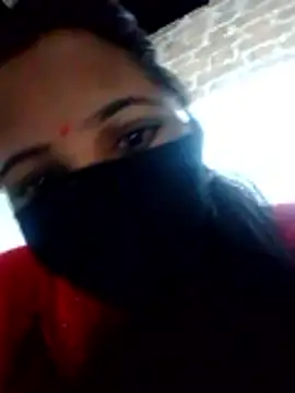 Snapshot of Bigg_bhabi chatting on 12.01.25 Bigg bhabi online show from 12.01.25