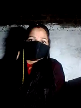 Snapshot of Bigg_bhabi chatting on 12.02.25 Bigg bhabi online show from 12.02.25