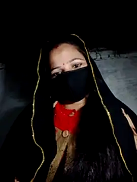 Snapshot of Bigg_bhabi chatting on 12.03.25 Bigg bhabi online show from 12.03.25