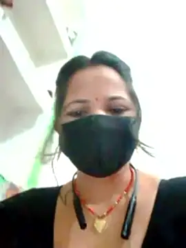 Snapshot of Bigg_bhabi chatting on 01.06.26 Bigg bhabi online show from 01.06.26