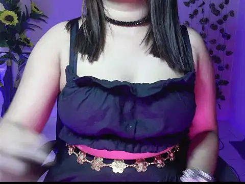 Snapshot of Saira_Hotty chatting on 01.19.26 Saira Hotty online show from 01.19.26