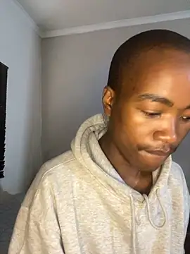 Snapshot of Boytoy_BigD chatting on 11.16.25 Boytoy BigD online show from 11.16.25