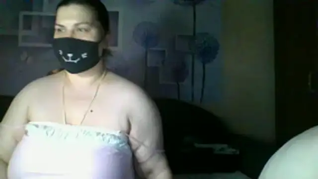 Snapshot of honey_sweet_couple chatting on 11.25.25 honey sweet couple online show from 11.25.25