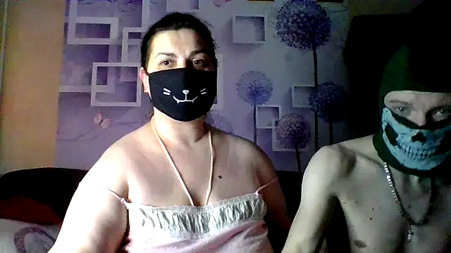 Snapshot of honey_sweet_couple chatting on 01.06.26 honey sweet couple online show from 01.06.26