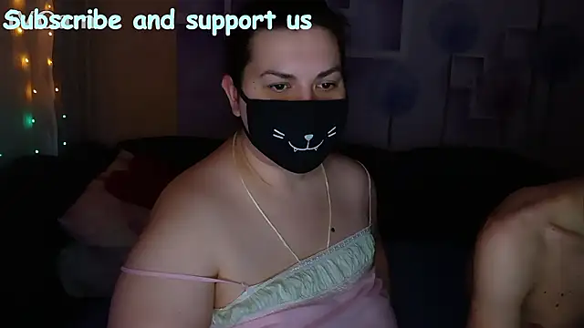 Snapshot of honey_sweet_couple chatting on 03.01.26 honey sweet couple online show from 03.01.26