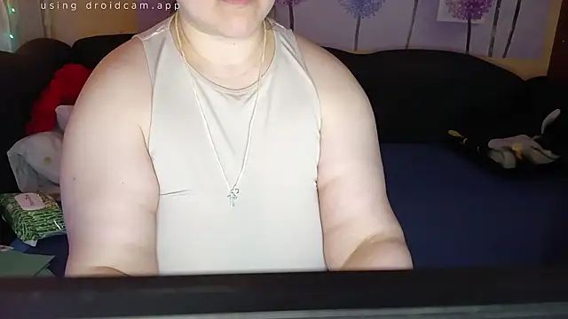 Snapshot of honey_sweet_couple chatting on 03.24.26 honey sweet couple online show from 03.24.26