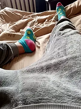 Alinasis23 online show from 11.26.25