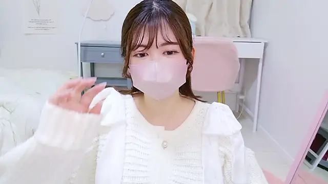 Snapshot of Ha_chan chatting on 12.17.25 Ha chan online show from 12.17.25