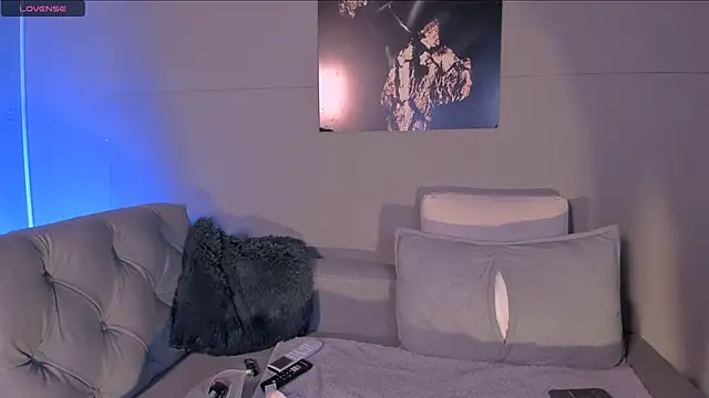 nicolvibes 212 online show from 06.12.26