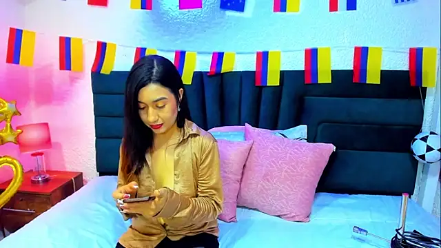 VictoriaRouge  online show from 06.21.26