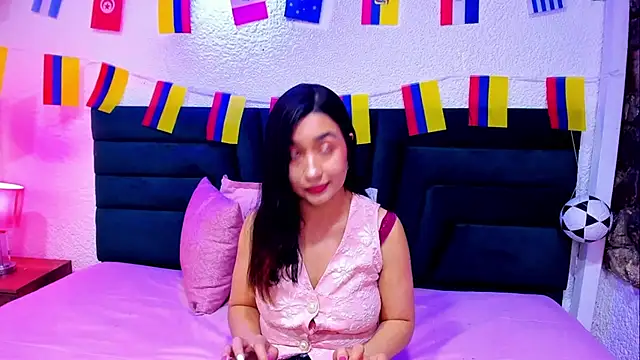 VictoriaRouge  online show from 06.24.26