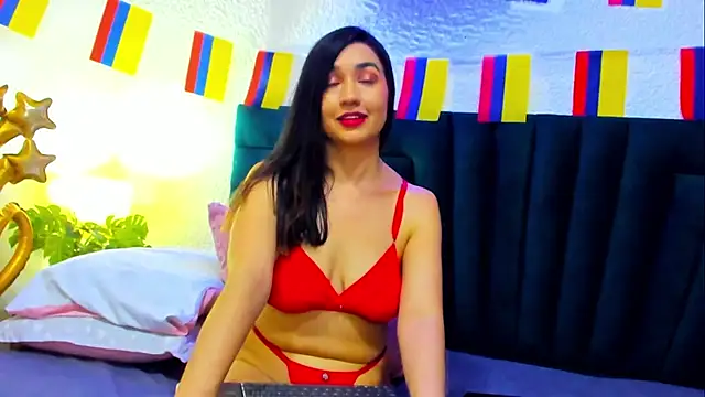 VictoriaRouge  online show from 07.07.26