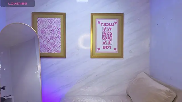 Evy Luxx v online show from 03.04.26